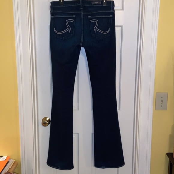 Rock & Republic Los Angeles Slim Flared Dark Blue Jeans - Picture 14 of 16